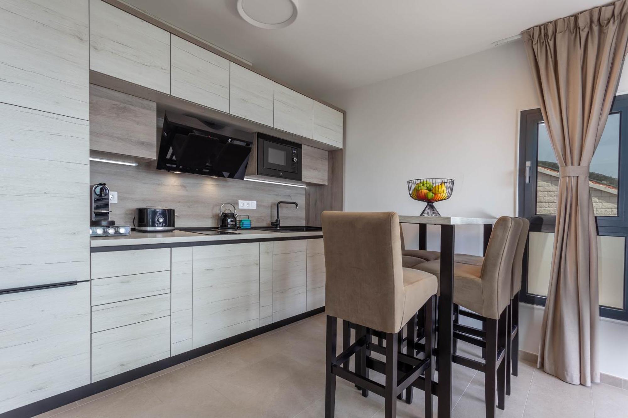 Appartamento Grey House Bol Esterno foto